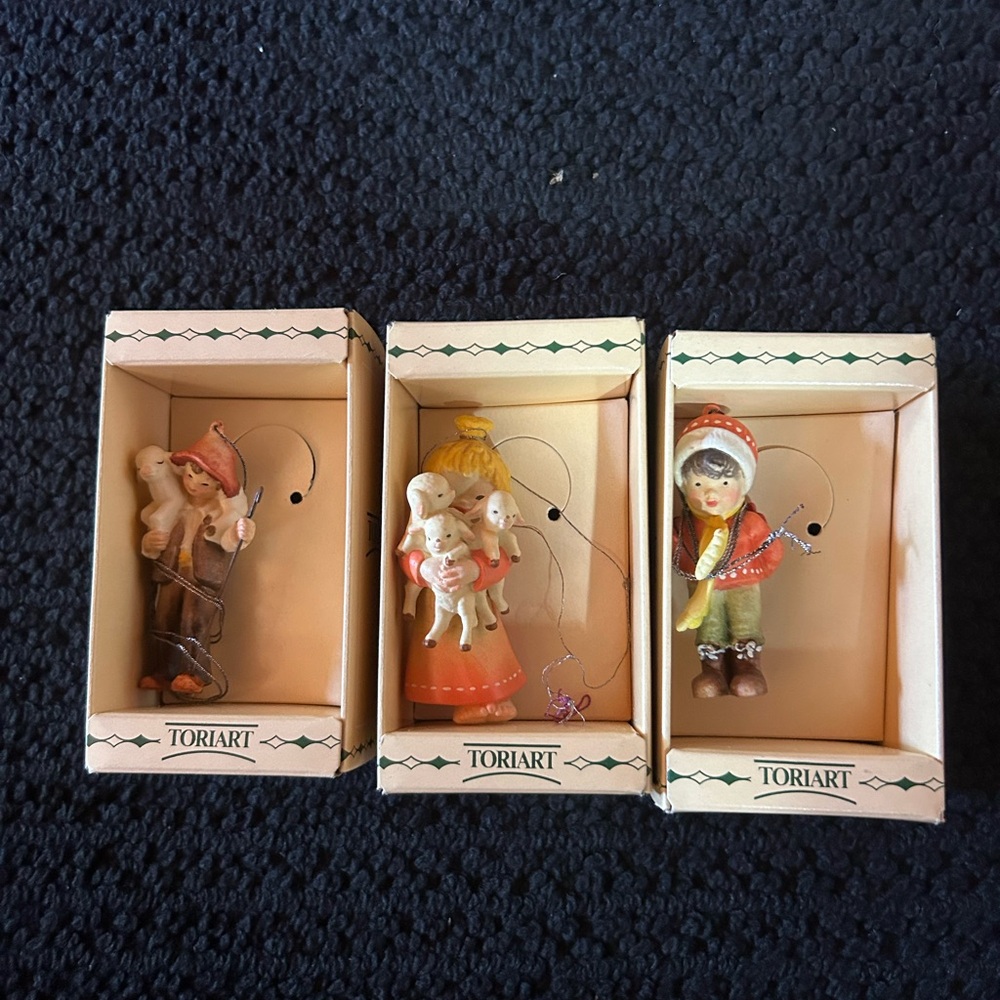 Toriart Anri Ornaments with Children and Animals